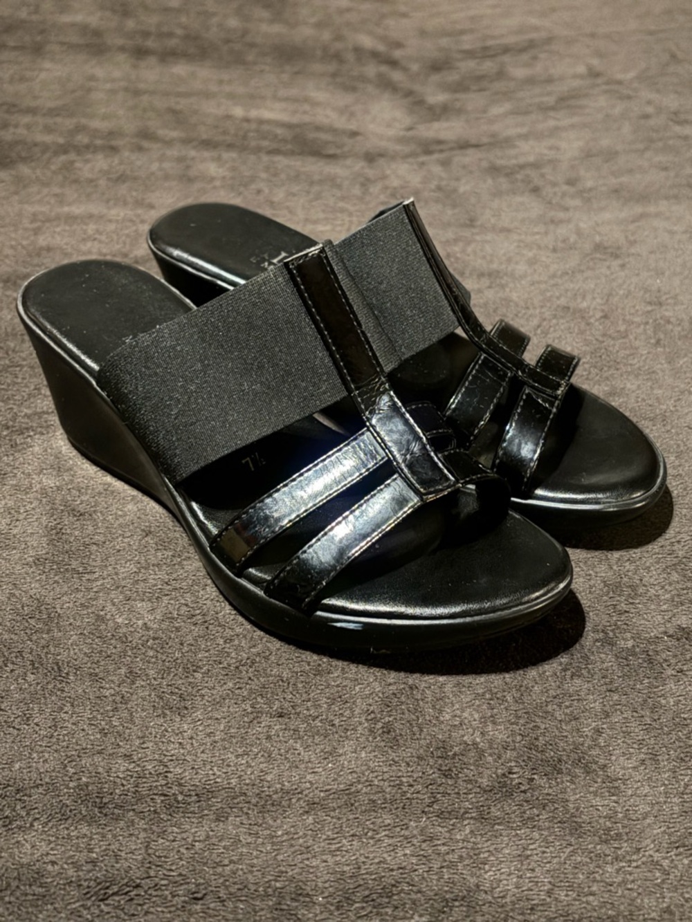 Lian Makers Black Patent Platform Pump Sandals - Picture 1 of 9